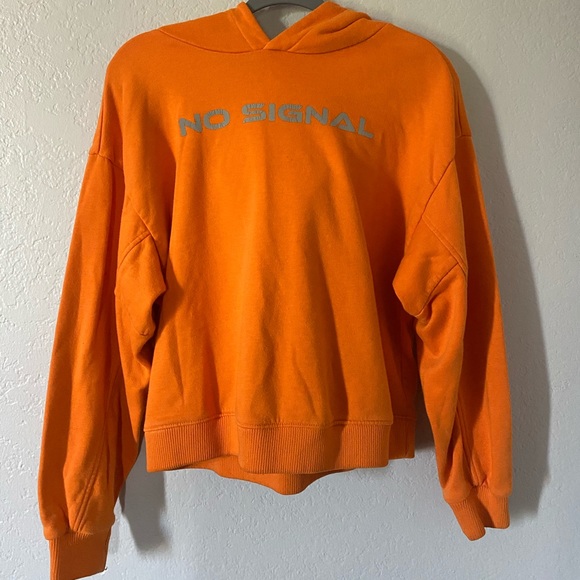 Forever 21 “No Signal” Graphic Reflective Hoodie - Picture 2 of 6
